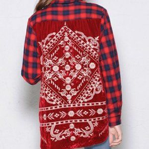 NWOT ** Lightweight GORGEOUS PLAID TOP